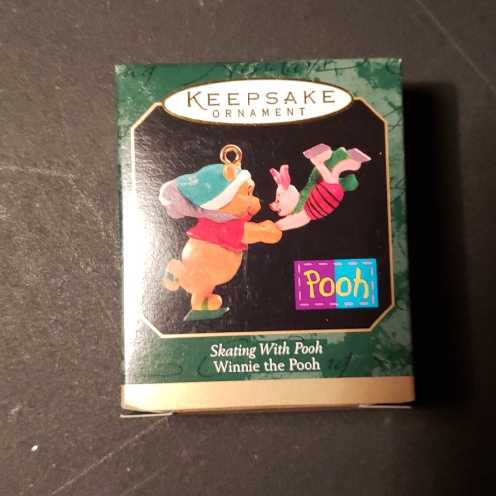 Hallmark Ornament Skating With Pooh Mini Vintage